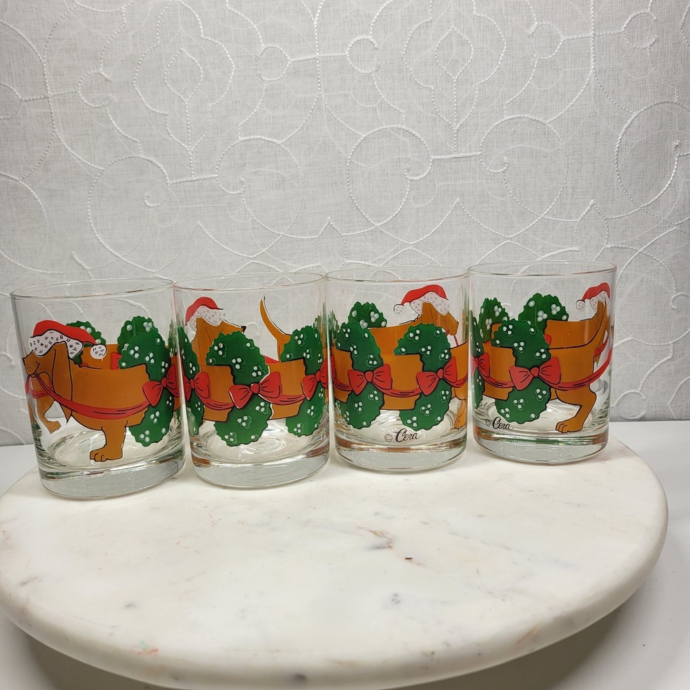 Dachshund Cera Christmas Glasses Dog Wreath Holiday Drinkware Box of 4